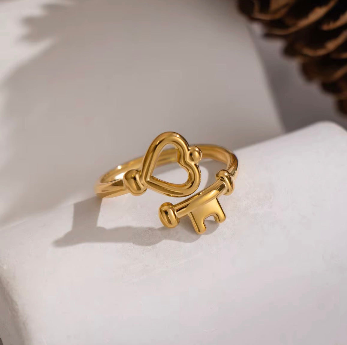 Bague KLY.