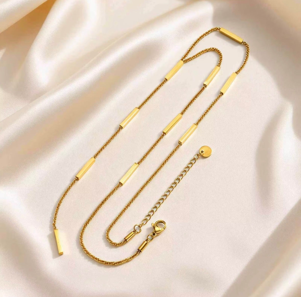 Collier LINE.