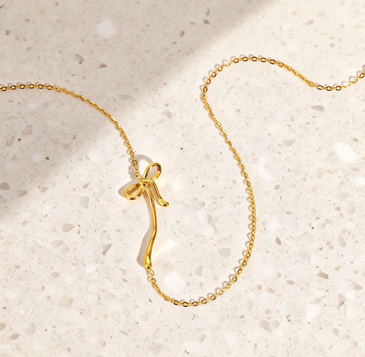 Collier ANOD.