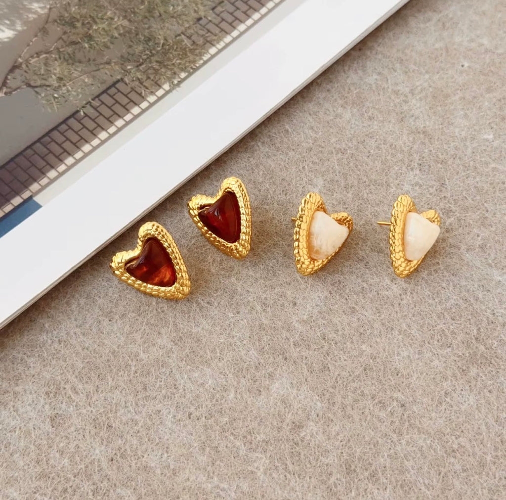 Boucles d'oreilles AMBA.