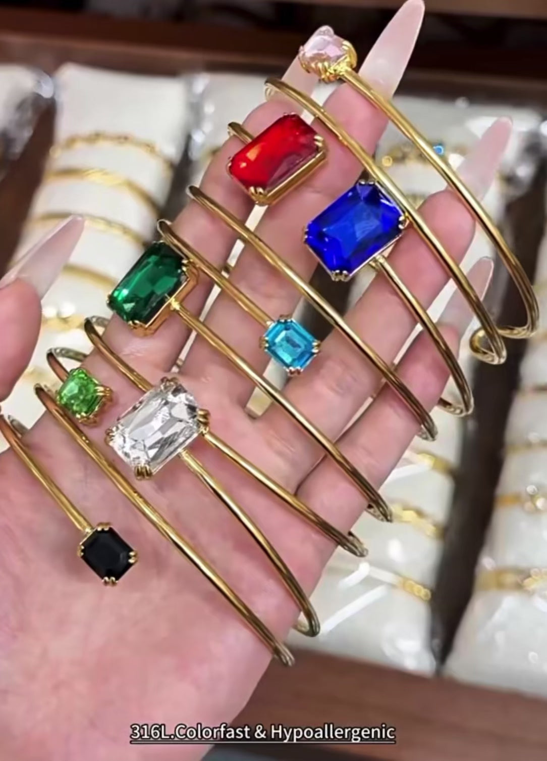Bracelet de bras GEMM.